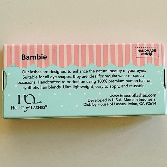 Reusable False Eyelashes - Picture 2 of 2